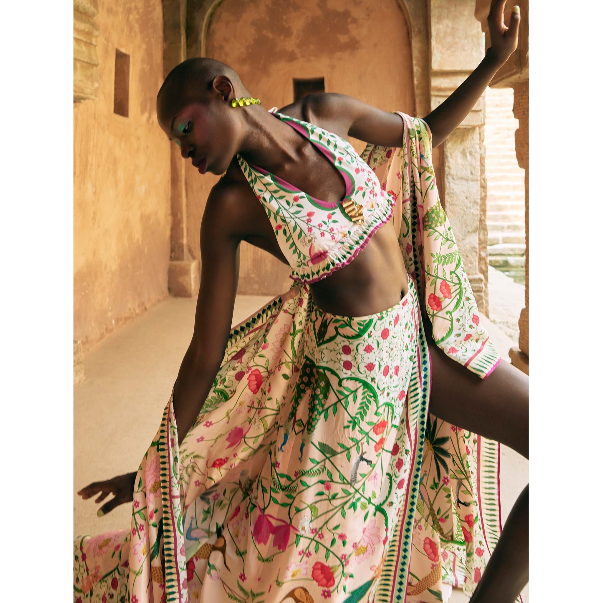 Kira Sarong