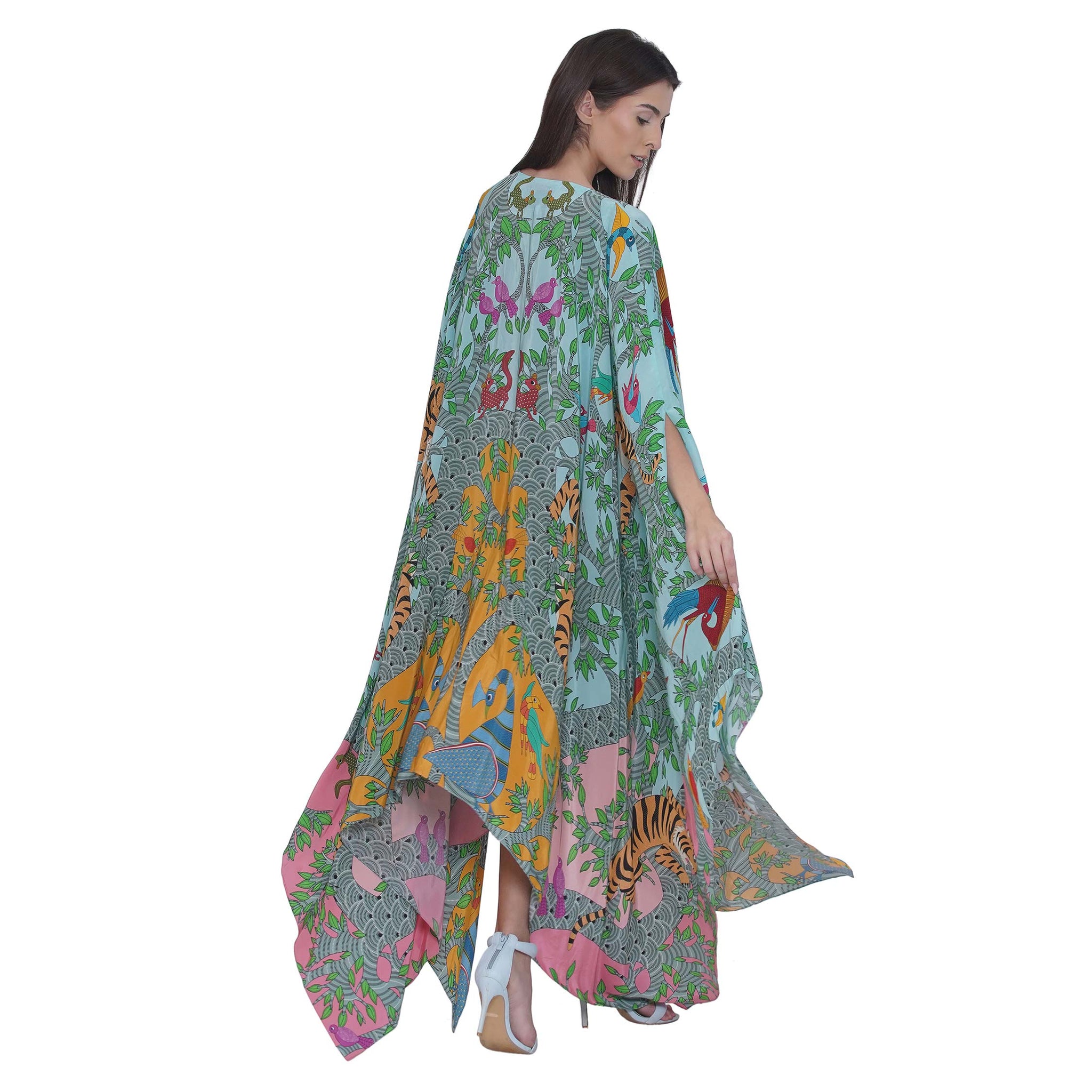 Statement Cape