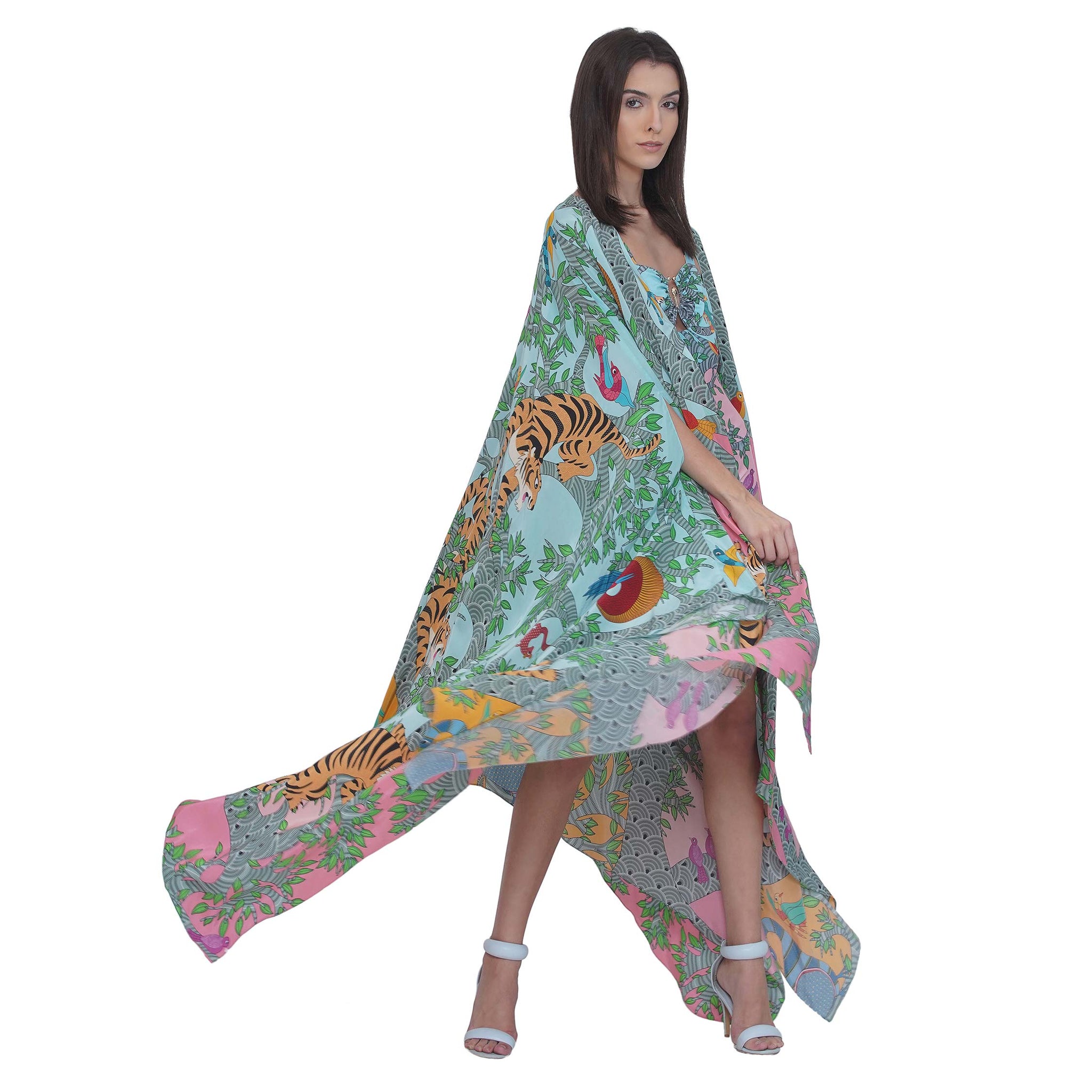 Statement Cape