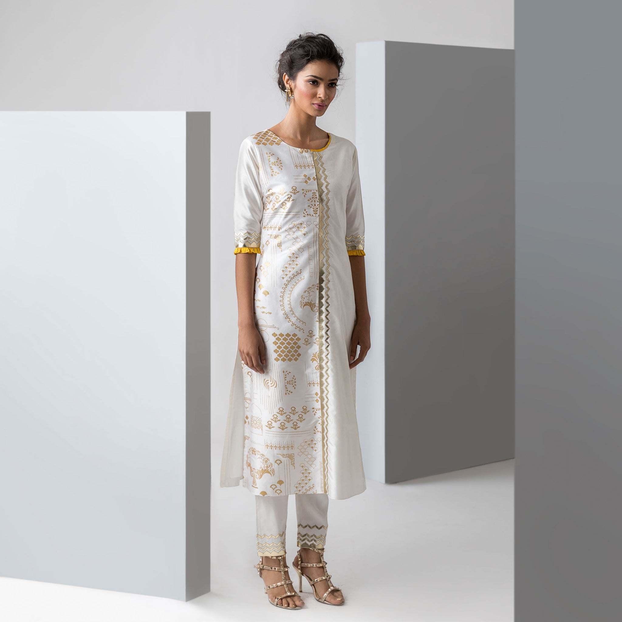 Embroidered Kurta Set