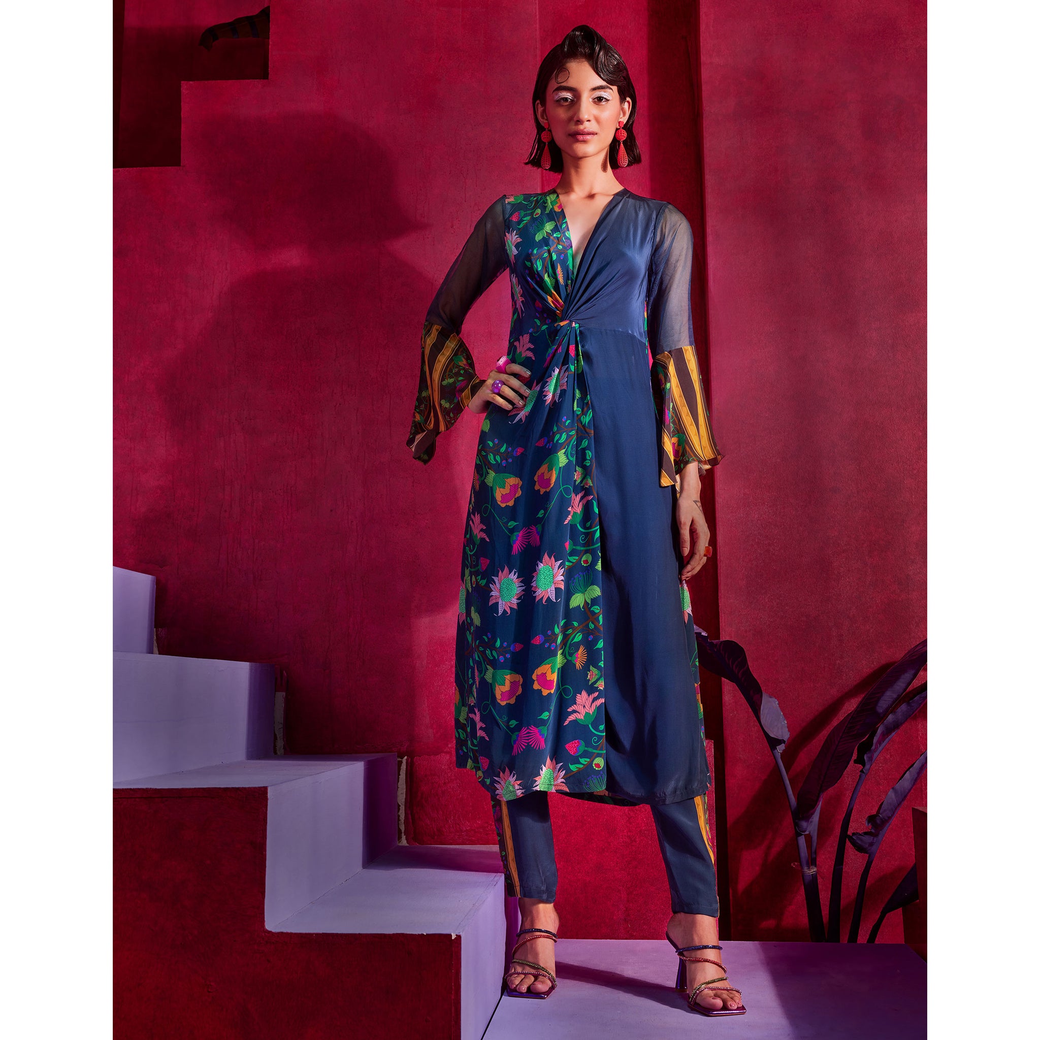Tunic Set with Knot Detail